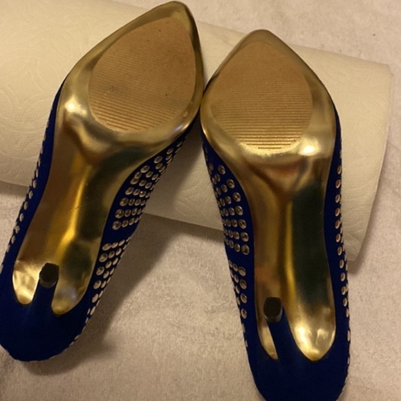 NWT 149.00 Shoes. Betsey Johnson Faawn Blue Heels, Size 8. Read thoroughly. 🎉HP - Picture 12 of 16